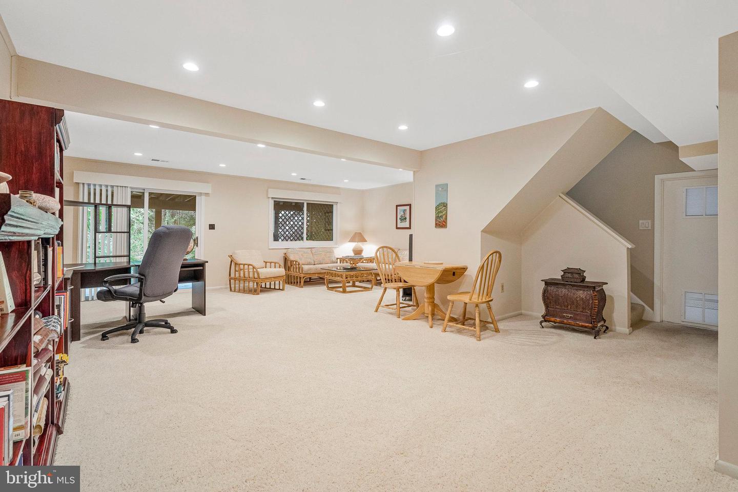 3800 HEMLOCK WAY, FAIRFAX, Virginia 22030, 3 Bedrooms Bedrooms, ,2 BathroomsBathrooms,Residential,For sale,3800 HEMLOCK WAY,VAFC2006880 MLS # VAFC2006880 3800 HEMLOCK WAY, FAIRFAX, Virginia 22030, 3 Bedrooms Bedrooms, ,2 BathroomsBathrooms,Residential,For sale,3800 HEMLOCK WAY,VAFC2006880 MLS # VAFC2006880