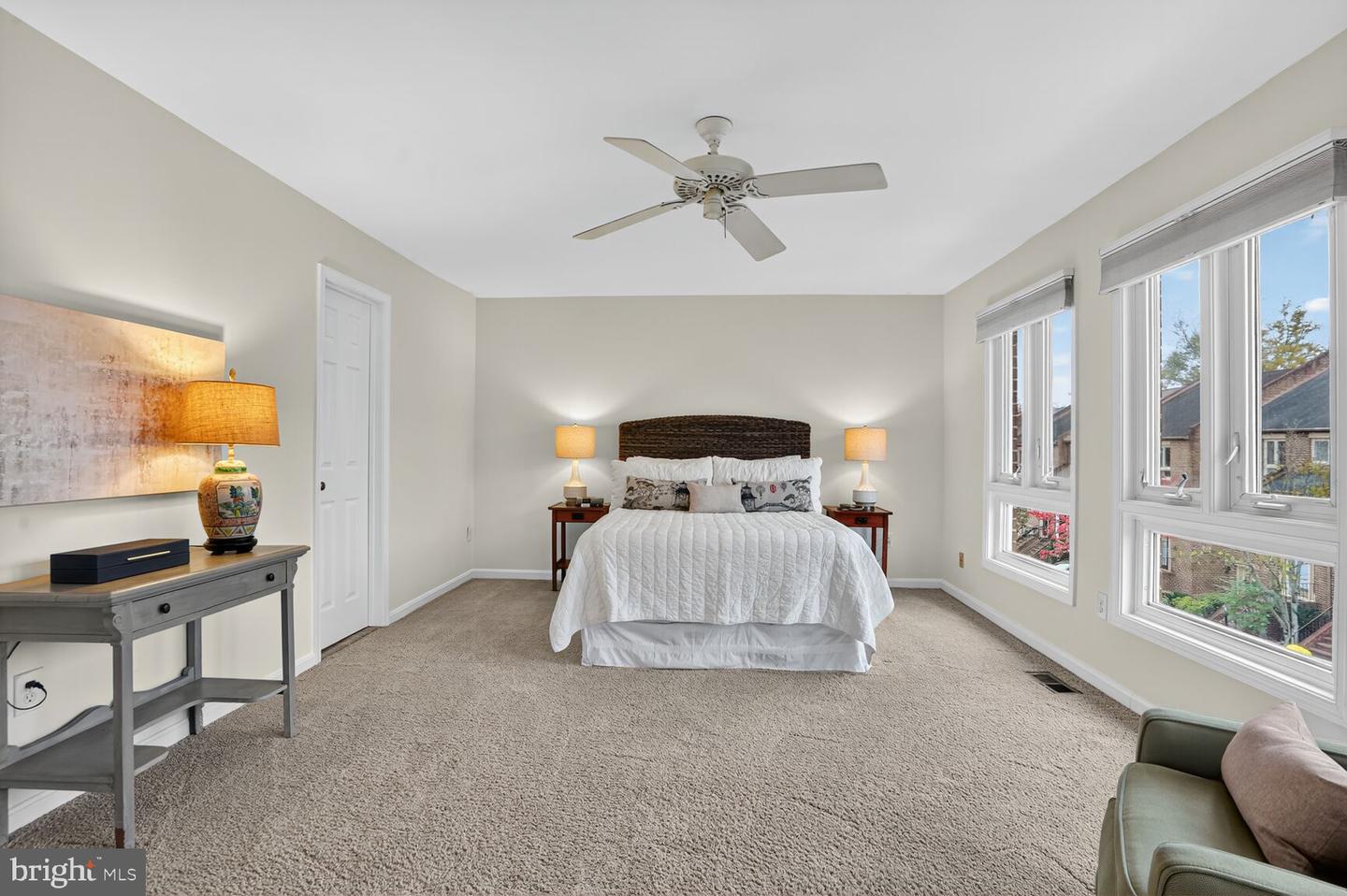 10172 TURNBERRY PL, OAKTON, Virginia 22124, 3 Bedrooms Bedrooms, ,2 BathroomsBathrooms,Residential,For sale,10172 TURNBERRY PL,VAFX2263592 MLS # VAFX2263592 10172 TURNBERRY PL, OAKTON, Virginia 22124, 3 Bedrooms Bedrooms, ,2 BathroomsBathrooms,Residential,For sale,10172 TURNBERRY PL,VAFX2263592 MLS # VAFX2263592