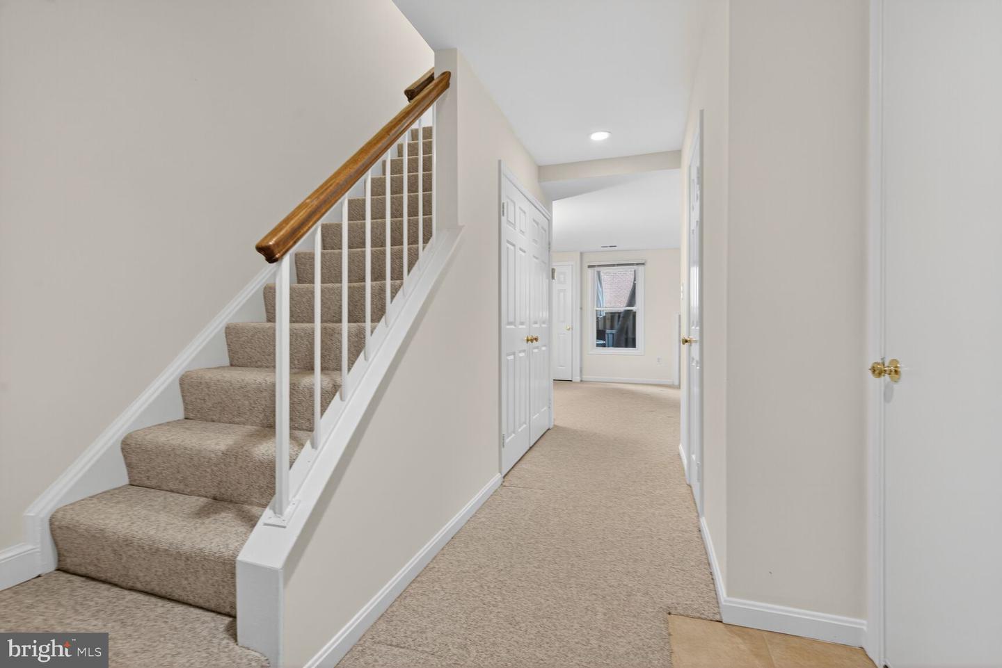 10172 TURNBERRY PL, OAKTON, Virginia 22124, 3 Bedrooms Bedrooms, ,2 BathroomsBathrooms,Residential,For sale,10172 TURNBERRY PL,VAFX2263592 MLS # VAFX2263592 10172 TURNBERRY PL, OAKTON, Virginia 22124, 3 Bedrooms Bedrooms, ,2 BathroomsBathrooms,Residential,For sale,10172 TURNBERRY PL,VAFX2263592 MLS # VAFX2263592