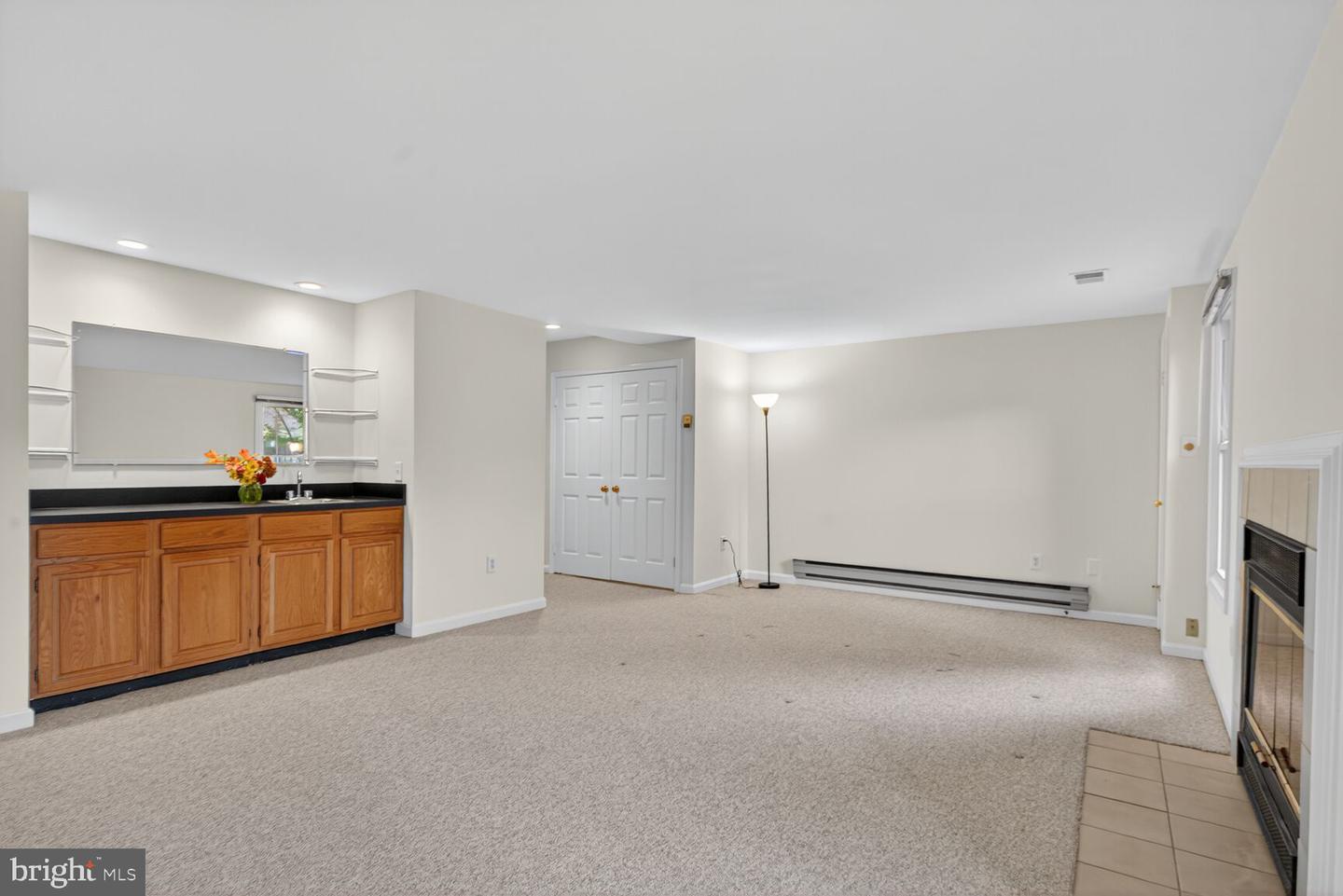 10172 TURNBERRY PL, OAKTON, Virginia 22124, 3 Bedrooms Bedrooms, ,2 BathroomsBathrooms,Residential,For sale,10172 TURNBERRY PL,VAFX2263592 MLS # VAFX2263592 10172 TURNBERRY PL, OAKTON, Virginia 22124, 3 Bedrooms Bedrooms, ,2 BathroomsBathrooms,Residential,For sale,10172 TURNBERRY PL,VAFX2263592 MLS # VAFX2263592