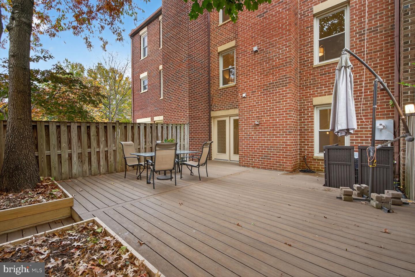 10172 TURNBERRY PL, OAKTON, Virginia 22124, 3 Bedrooms Bedrooms, ,2 BathroomsBathrooms,Residential,For sale,10172 TURNBERRY PL,VAFX2263592 MLS # VAFX2263592 10172 TURNBERRY PL, OAKTON, Virginia 22124, 3 Bedrooms Bedrooms, ,2 BathroomsBathrooms,Residential,For sale,10172 TURNBERRY PL,VAFX2263592 MLS # VAFX2263592