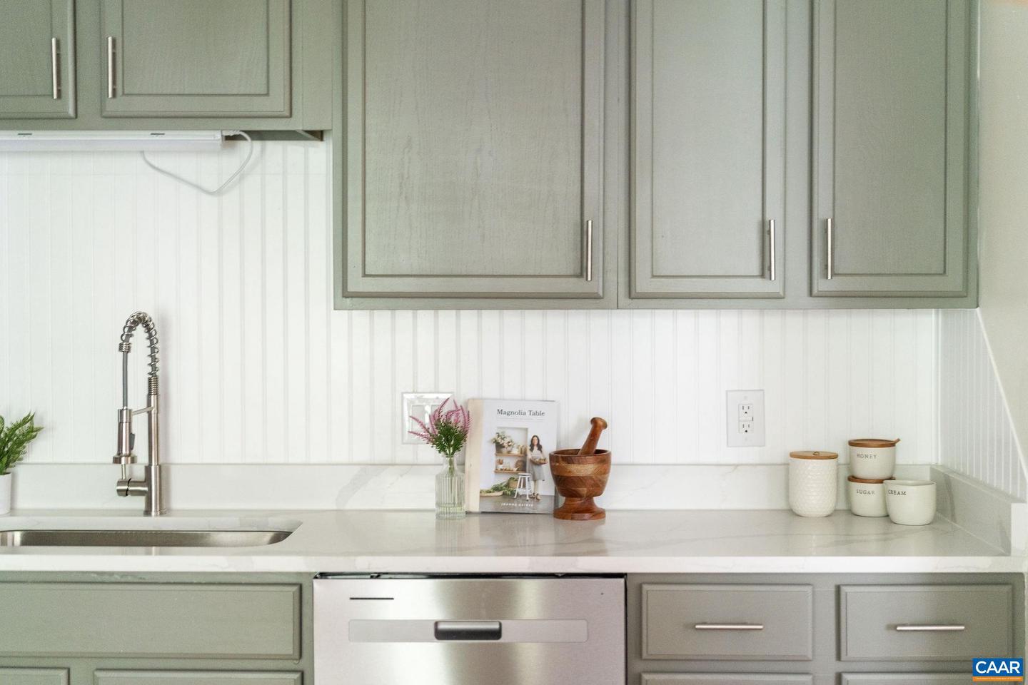 1511 WESTFIELD CT, CHARLOTTESVILLE, Virginia 22901, 3 Bedrooms Bedrooms, ,2 BathroomsBathrooms,Residential,For sale,1511 WESTFIELD CT,668348 MLS # 668348 1511 WESTFIELD CT, CHARLOTTESVILLE, Virginia 22901, 3 Bedrooms Bedrooms, ,2 BathroomsBathrooms,Residential,For sale,1511 WESTFIELD CT,668348 MLS # 668348