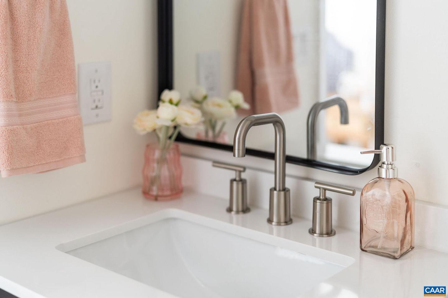 1511 WESTFIELD CT, CHARLOTTESVILLE, Virginia 22901, 3 Bedrooms Bedrooms, ,2 BathroomsBathrooms,Residential,For sale,1511 WESTFIELD CT,668348 MLS # 668348 1511 WESTFIELD CT, CHARLOTTESVILLE, Virginia 22901, 3 Bedrooms Bedrooms, ,2 BathroomsBathrooms,Residential,For sale,1511 WESTFIELD CT,668348 MLS # 668348