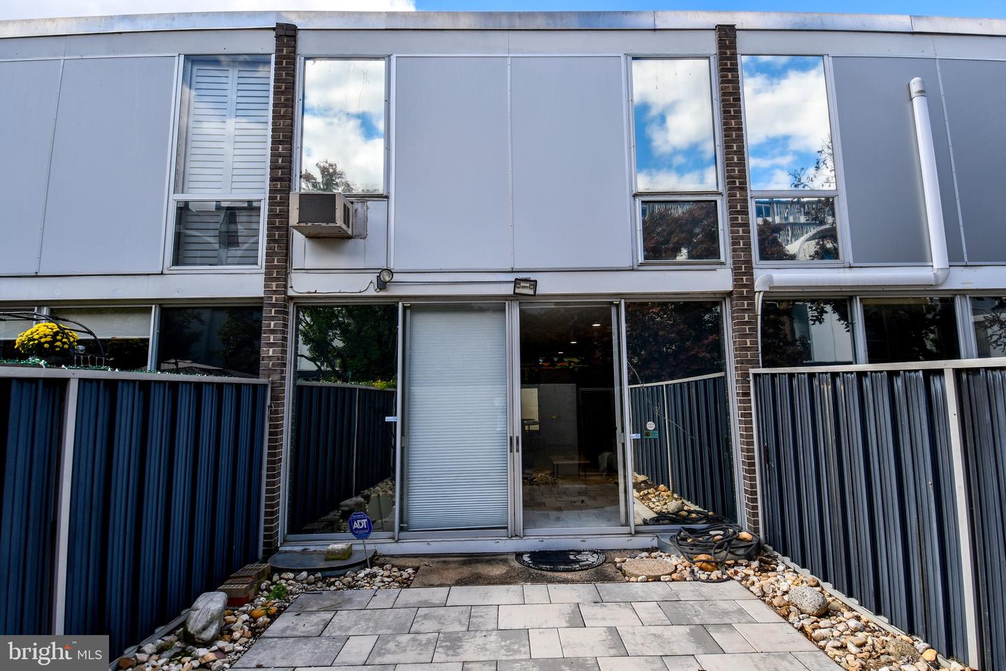 354 N ST SW #354, WASHINGTON, District Of Columbia 20024, 3 Bedrooms Bedrooms, ,1 BathroomBathrooms,Residential,For sale,354 N ST SW #354,DCDC2220332 MLS # DCDC2220332 354 N ST SW #354, WASHINGTON, District Of Columbia 20024, 3 Bedrooms Bedrooms, ,1 BathroomBathrooms,Residential,For sale,354 N ST SW #354,DCDC2220332 MLS # DCDC2220332