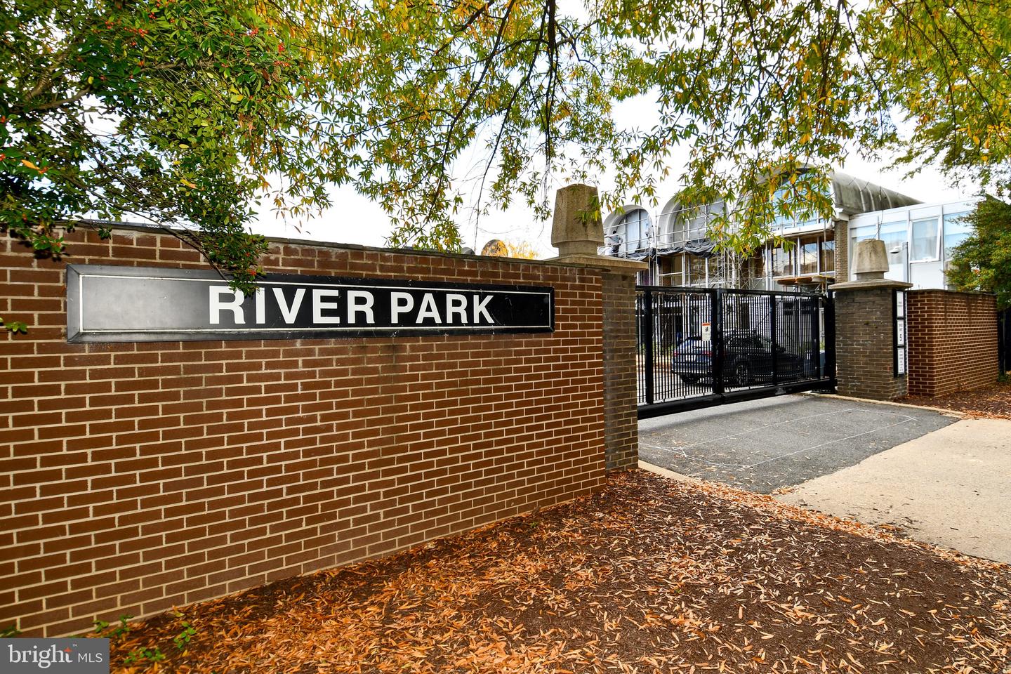 354 N ST SW #354, WASHINGTON, District Of Columbia 20024, 3 Bedrooms Bedrooms, ,1 BathroomBathrooms,Residential,For sale,354 N ST SW #354,DCDC2220332 MLS # DCDC2220332 354 N ST SW #354, WASHINGTON, District Of Columbia 20024, 3 Bedrooms Bedrooms, ,1 BathroomBathrooms,Residential,For sale,354 N ST SW #354,DCDC2220332 MLS # DCDC2220332