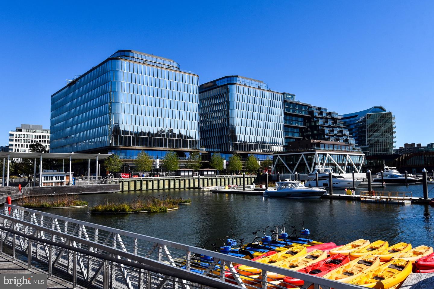 354 N ST SW #354, WASHINGTON, District Of Columbia 20024, 3 Bedrooms Bedrooms, ,1 BathroomBathrooms,Residential,For sale,354 N ST SW #354,DCDC2220332 MLS # DCDC2220332 354 N ST SW #354, WASHINGTON, District Of Columbia 20024, 3 Bedrooms Bedrooms, ,1 BathroomBathrooms,Residential,For sale,354 N ST SW #354,DCDC2220332 MLS # DCDC2220332