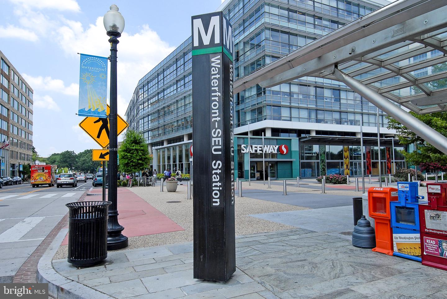 354 N ST SW #354, WASHINGTON, District Of Columbia 20024, 3 Bedrooms Bedrooms, ,1 BathroomBathrooms,Residential,For sale,354 N ST SW #354,DCDC2220332 MLS # DCDC2220332 354 N ST SW #354, WASHINGTON, District Of Columbia 20024, 3 Bedrooms Bedrooms, ,1 BathroomBathrooms,Residential,For sale,354 N ST SW #354,DCDC2220332 MLS # DCDC2220332