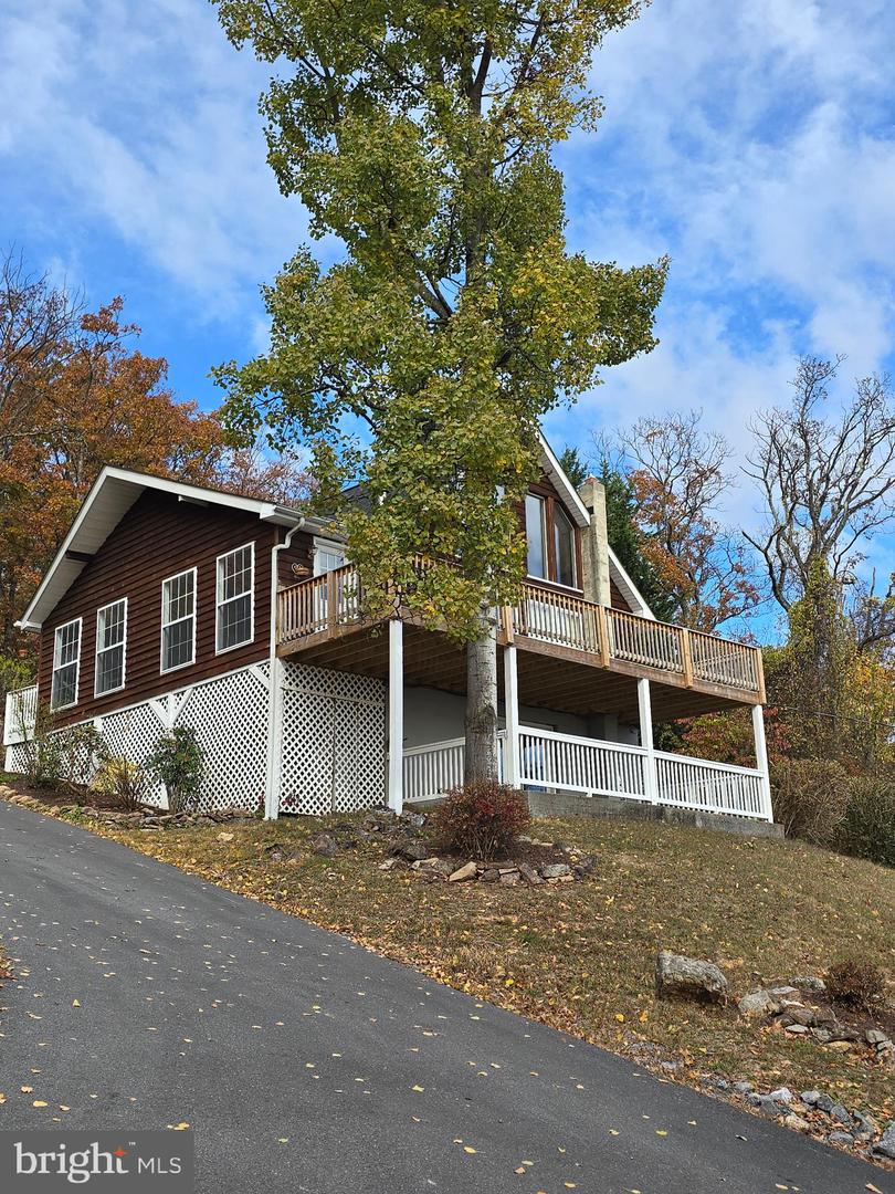 1133 TOMAHAWK TRL TRL, WINCHESTER, Virginia 22602, 3 Bedrooms Bedrooms, 9 Rooms Rooms,2 BathroomsBathrooms,Residential,For sale,1133 TOMAHAWK TRL TRL,VAFV2036660 MLS # VAFV2036660 1133 TOMAHAWK TRL TRL, WINCHESTER, Virginia 22602, 3 Bedrooms Bedrooms, 9 Rooms Rooms,2 BathroomsBathrooms,Residential,For sale,1133 TOMAHAWK TRL TRL,VAFV2036660 MLS # VAFV2036660