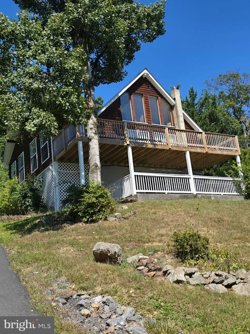 1133 TOMAHAWK TRL TRL, WINCHESTER, Virginia 22602, 3 Bedrooms Bedrooms, 9 Rooms Rooms,2 BathroomsBathrooms,Residential,For sale,1133 TOMAHAWK TRL TRL,VAFV2036660 MLS # VAFV2036660 1133 TOMAHAWK TRL TRL, WINCHESTER, Virginia 22602, 3 Bedrooms Bedrooms, 9 Rooms Rooms,2 BathroomsBathrooms,Residential,For sale,1133 TOMAHAWK TRL TRL,VAFV2036660 MLS # VAFV2036660