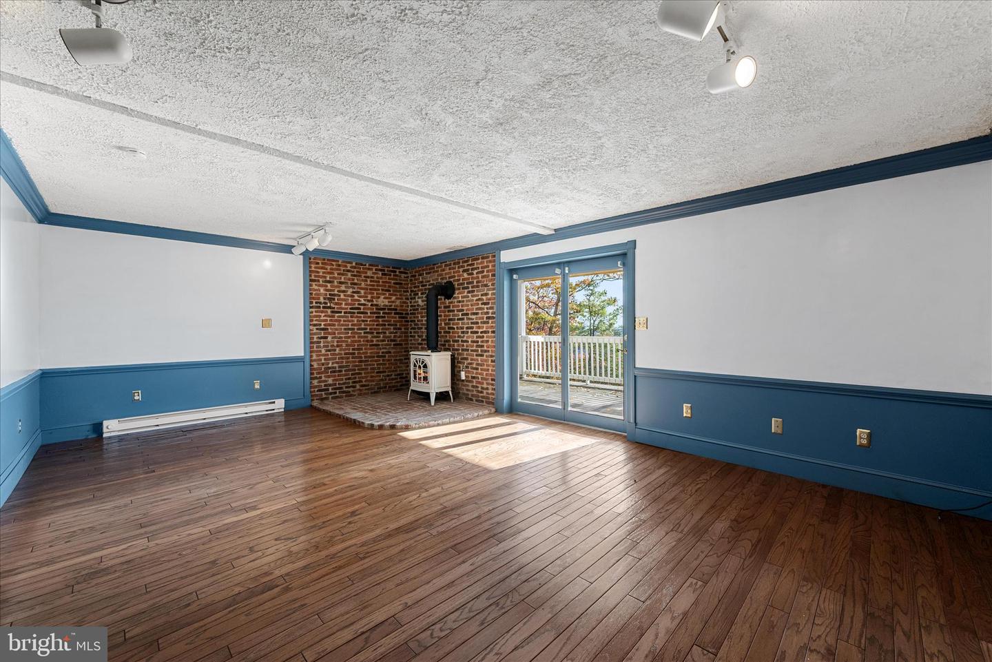 1133 TOMAHAWK TRL TRL, WINCHESTER, Virginia 22602, 3 Bedrooms Bedrooms, 9 Rooms Rooms,2 BathroomsBathrooms,Residential,For sale,1133 TOMAHAWK TRL TRL,VAFV2036660 MLS # VAFV2036660 1133 TOMAHAWK TRL TRL, WINCHESTER, Virginia 22602, 3 Bedrooms Bedrooms, 9 Rooms Rooms,2 BathroomsBathrooms,Residential,For sale,1133 TOMAHAWK TRL TRL,VAFV2036660 MLS # VAFV2036660