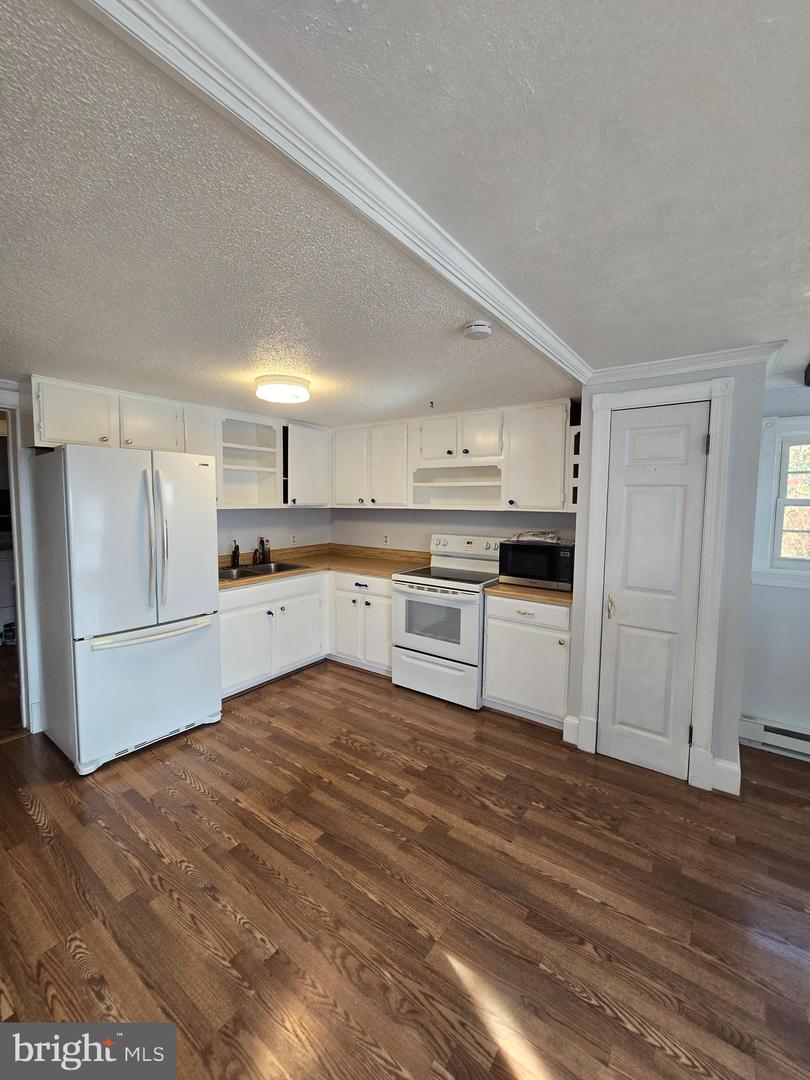 1133 TOMAHAWK TRL TRL, WINCHESTER, Virginia 22602, 3 Bedrooms Bedrooms, 9 Rooms Rooms,2 BathroomsBathrooms,Residential,For sale,1133 TOMAHAWK TRL TRL,VAFV2036660 MLS # VAFV2036660 1133 TOMAHAWK TRL TRL, WINCHESTER, Virginia 22602, 3 Bedrooms Bedrooms, 9 Rooms Rooms,2 BathroomsBathrooms,Residential,For sale,1133 TOMAHAWK TRL TRL,VAFV2036660 MLS # VAFV2036660