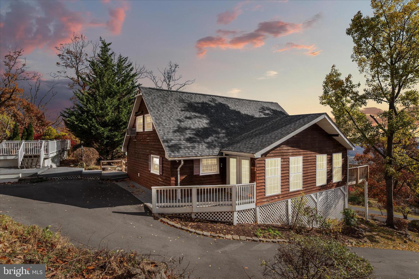 1133 TOMAHAWK TRL TRL, WINCHESTER, Virginia 22602, 3 Bedrooms Bedrooms, 9 Rooms Rooms,2 BathroomsBathrooms,Residential,For sale,1133 TOMAHAWK TRL TRL,VAFV2036660 MLS # VAFV2036660 1133 TOMAHAWK TRL TRL, WINCHESTER, Virginia 22602, 3 Bedrooms Bedrooms, 9 Rooms Rooms,2 BathroomsBathrooms,Residential,For sale,1133 TOMAHAWK TRL TRL,VAFV2036660 MLS # VAFV2036660