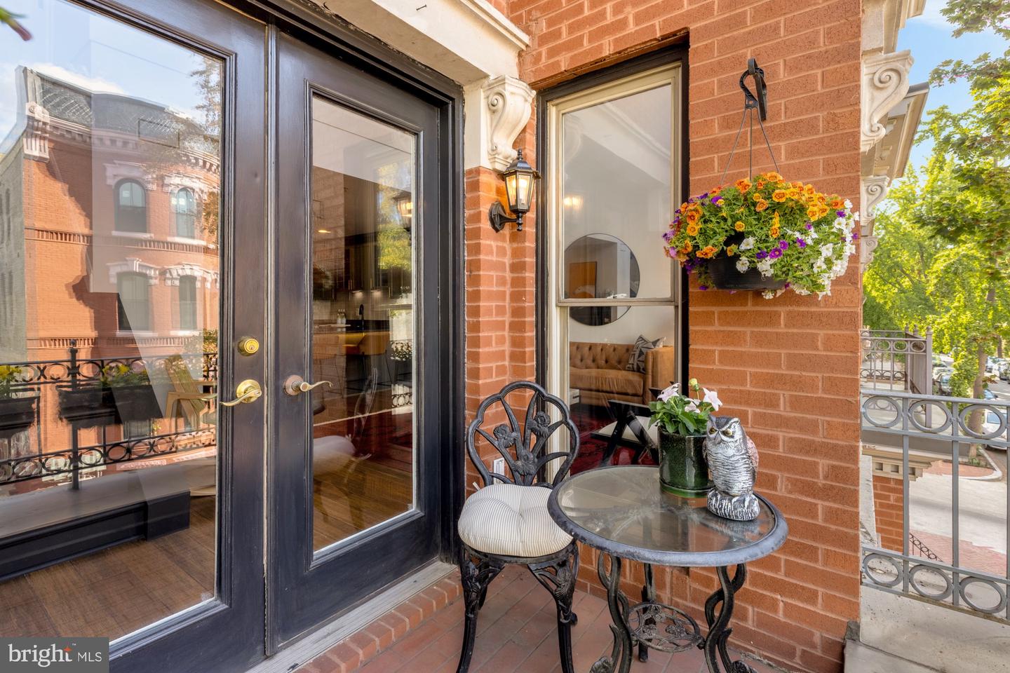 1406 CORCORAN ST NW #C, WASHINGTON, District Of Columbia 20009, 2 Bedrooms Bedrooms, 4 Rooms Rooms,2 BathroomsBathrooms,Residential,For sale,1406 CORCORAN ST NW #C,DCDC2222018 MLS # DCDC2222018 1406 CORCORAN ST NW #C, WASHINGTON, District Of Columbia 20009, 2 Bedrooms Bedrooms, 4 Rooms Rooms,2 BathroomsBathrooms,Residential,For sale,1406 CORCORAN ST NW #C,DCDC2222018 MLS # DCDC2222018