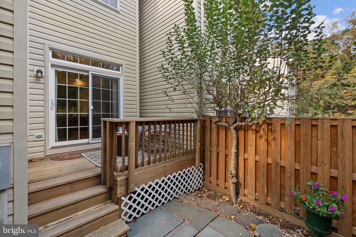 5255 MORNING MIST LN, ALEXANDRIA, Virginia 22312, 3 Bedrooms Bedrooms, ,3 BathroomsBathrooms,Residential,For sale,5255 MORNING MIST LN,VAFX2267698 MLS # VAFX2267698