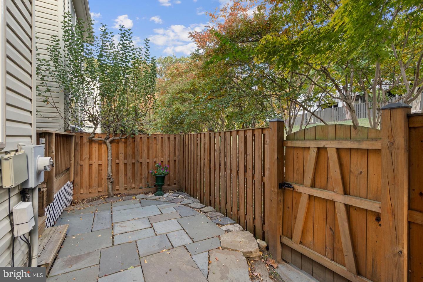 5255 MORNING MIST LN, ALEXANDRIA, Virginia 22312, 3 Bedrooms Bedrooms, ,3 BathroomsBathrooms,Residential,For sale,5255 MORNING MIST LN,VAFX2267698 MLS # VAFX2267698