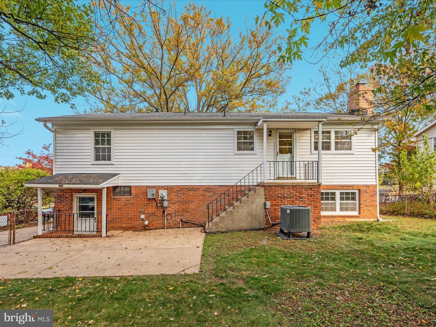 417 OLD WATERFORD RD NW, LEESBURG, Virginia 20176, 6 Bedrooms Bedrooms, ,3 BathroomsBathrooms,Residential,For sale,417 OLD WATERFORD RD NW,VALO2107304 MLS # VALO2107304