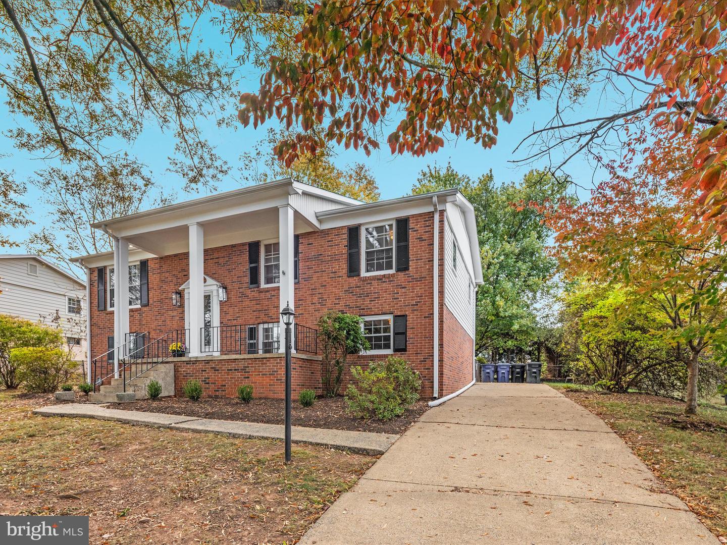 417 OLD WATERFORD RD NW, LEESBURG, Virginia 20176, 6 Bedrooms Bedrooms, ,3 BathroomsBathrooms,Residential,For sale,417 OLD WATERFORD RD NW,VALO2107304 MLS # VALO2107304