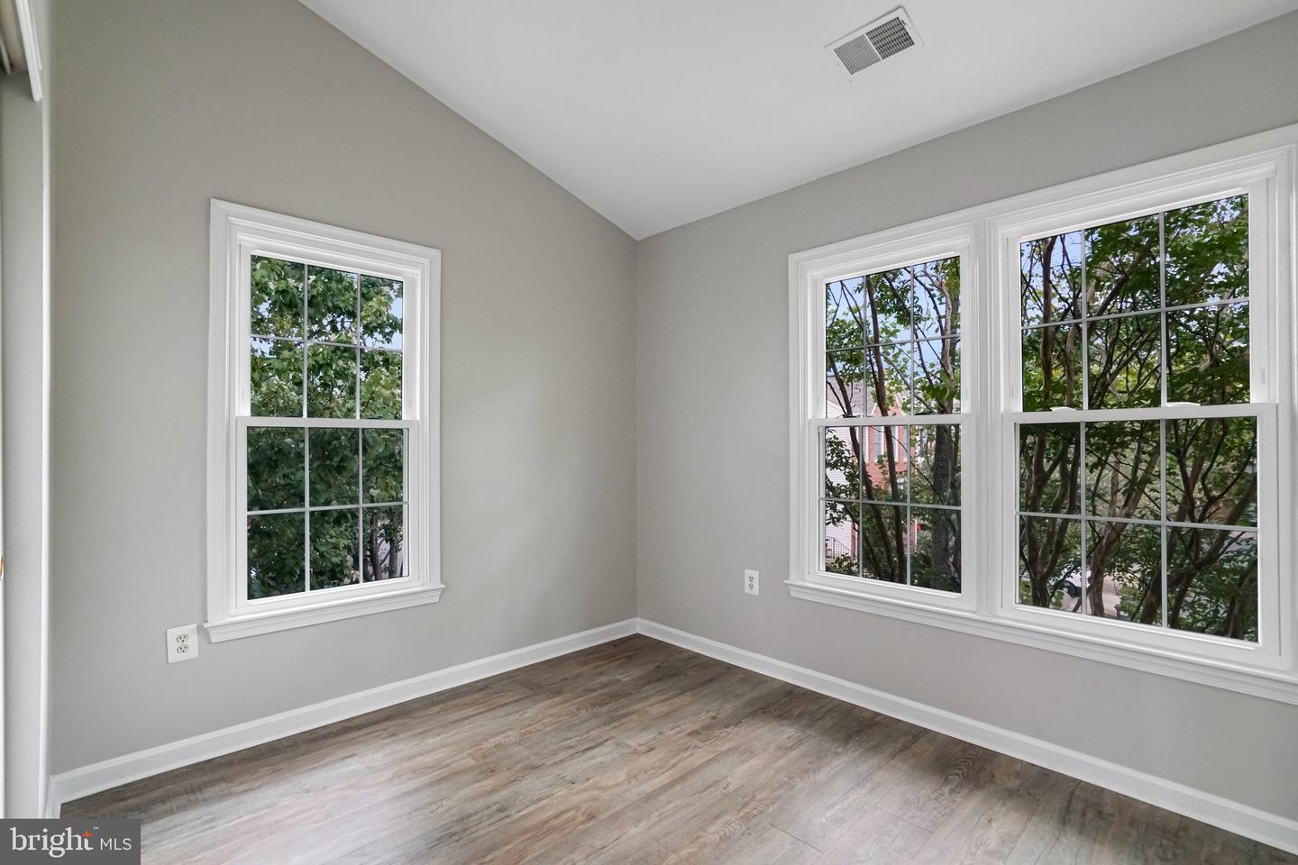 6342 FRANCONIA COMMONS DR, ALEXANDRIA, Virginia 22310, 3 Bedrooms Bedrooms, ,3 BathroomsBathrooms,Residential,For sale,6342 FRANCONIA COMMONS DR,VAFX2268584 MLS # VAFX2268584 6342 FRANCONIA COMMONS DR, ALEXANDRIA, Virginia 22310, 3 Bedrooms Bedrooms, ,3 BathroomsBathrooms,Residential,For sale,6342 FRANCONIA COMMONS DR,VAFX2268584 MLS # VAFX2268584