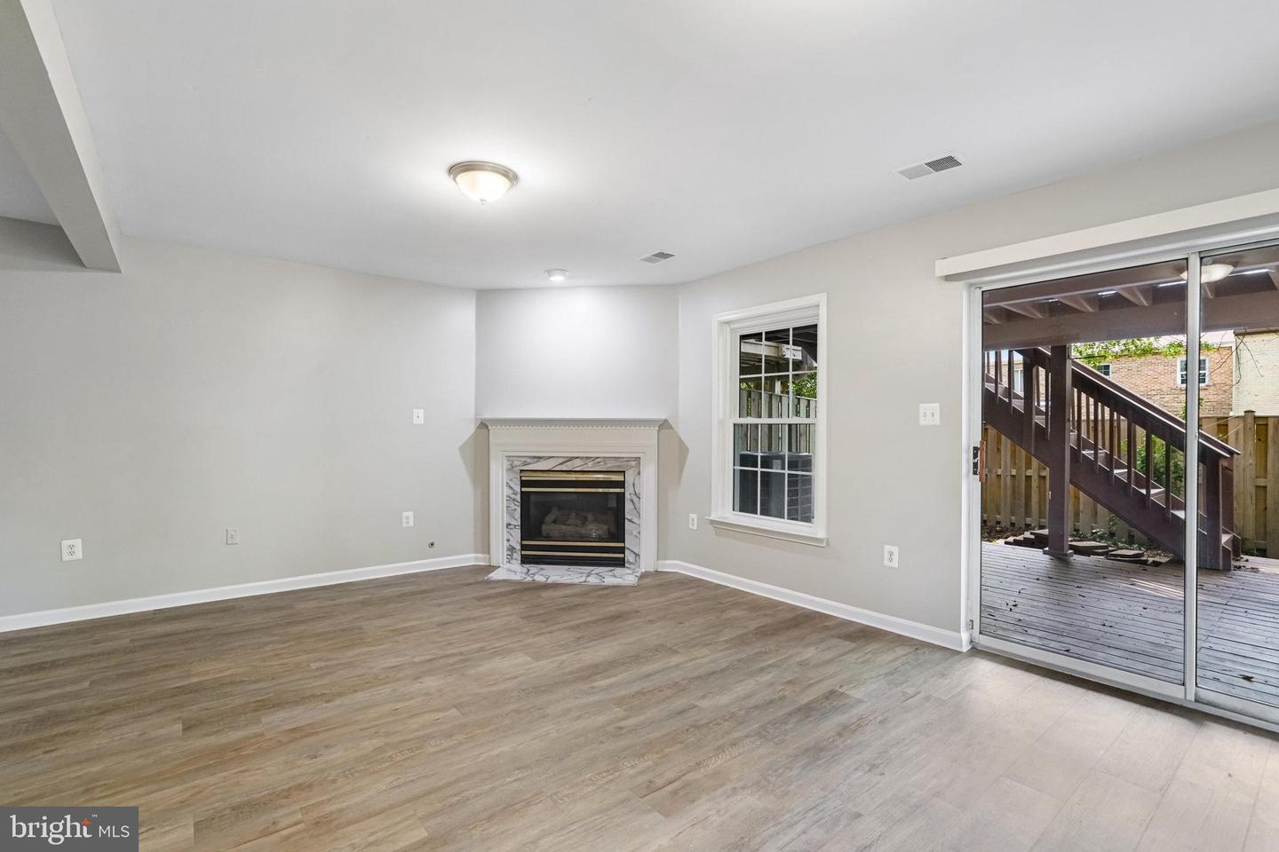 6342 FRANCONIA COMMONS DR, ALEXANDRIA, Virginia 22310, 3 Bedrooms Bedrooms, ,3 BathroomsBathrooms,Residential,For sale,6342 FRANCONIA COMMONS DR,VAFX2268584 MLS # VAFX2268584 6342 FRANCONIA COMMONS DR, ALEXANDRIA, Virginia 22310, 3 Bedrooms Bedrooms, ,3 BathroomsBathrooms,Residential,For sale,6342 FRANCONIA COMMONS DR,VAFX2268584 MLS # VAFX2268584