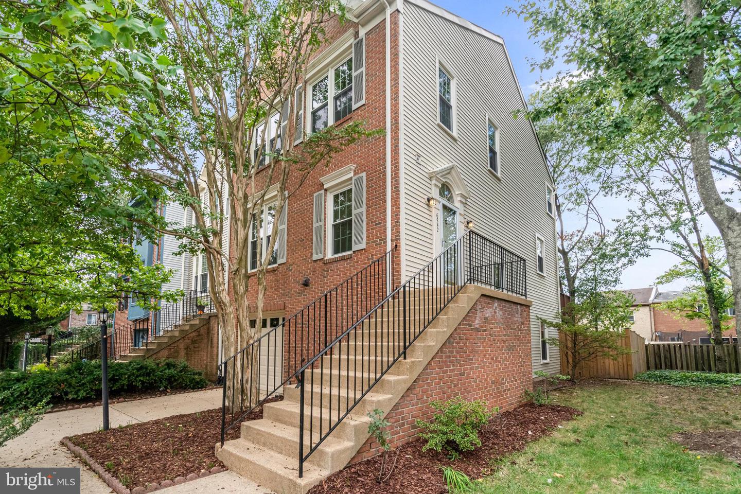 6342 FRANCONIA COMMONS DR, ALEXANDRIA, Virginia 22310, 3 Bedrooms Bedrooms, ,3 BathroomsBathrooms,Residential,For sale,6342 FRANCONIA COMMONS DR,VAFX2268584 MLS # VAFX2268584 6342 FRANCONIA COMMONS DR, ALEXANDRIA, Virginia 22310, 3 Bedrooms Bedrooms, ,3 BathroomsBathrooms,Residential,For sale,6342 FRANCONIA COMMONS DR,VAFX2268584 MLS # VAFX2268584