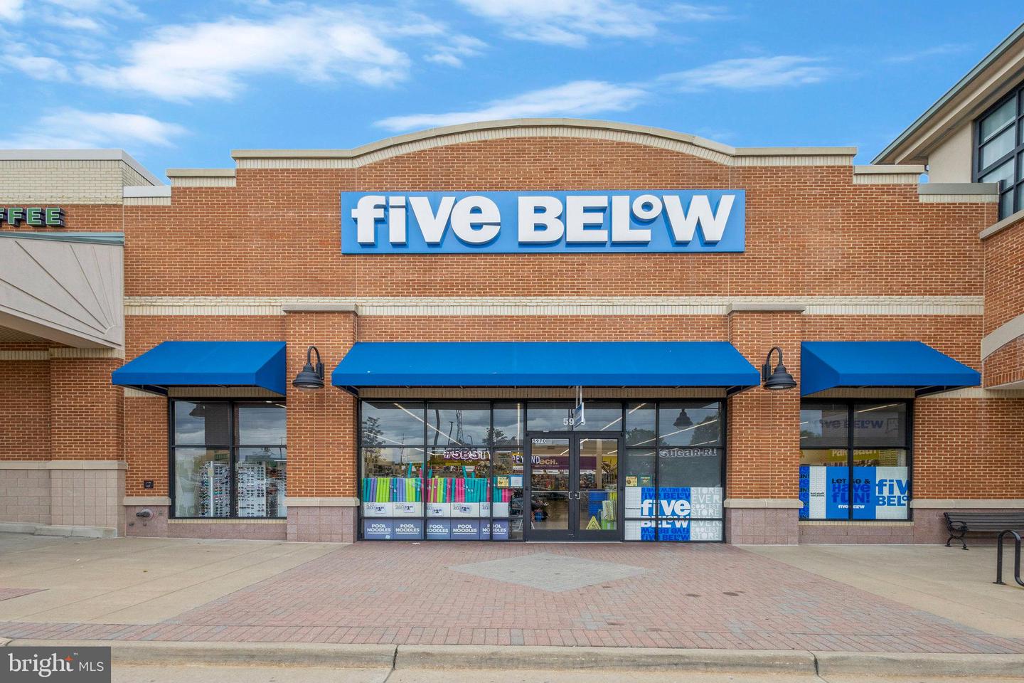 6342 FRANCONIA COMMONS DR, ALEXANDRIA, Virginia 22310, 3 Bedrooms Bedrooms, ,3 BathroomsBathrooms,Residential,For sale,6342 FRANCONIA COMMONS DR,VAFX2268584 MLS # VAFX2268584 6342 FRANCONIA COMMONS DR, ALEXANDRIA, Virginia 22310, 3 Bedrooms Bedrooms, ,3 BathroomsBathrooms,Residential,For sale,6342 FRANCONIA COMMONS DR,VAFX2268584 MLS # VAFX2268584