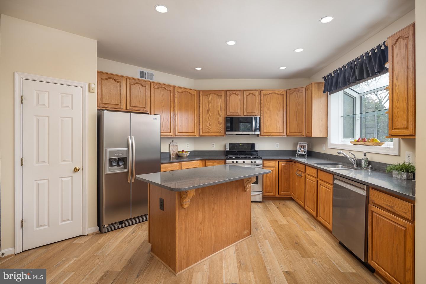 8190 PEGGYS CT, GAINESVILLE, Virginia 20155, 5 Bedrooms Bedrooms, 14 Rooms Rooms,3 BathroomsBathrooms,Residential,For sale,8190 PEGGYS CT,VAPW2104578 MLS # VAPW2104578 8190 PEGGYS CT, GAINESVILLE, Virginia 20155, 5 Bedrooms Bedrooms, 14 Rooms Rooms,3 BathroomsBathrooms,Residential,For sale,8190 PEGGYS CT,VAPW2104578 MLS # VAPW2104578