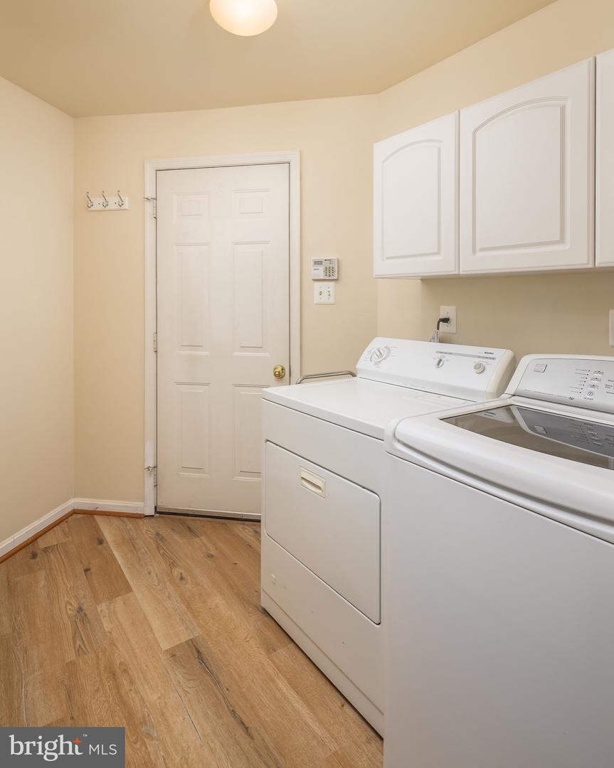 8190 PEGGYS CT, GAINESVILLE, Virginia 20155, 5 Bedrooms Bedrooms, 14 Rooms Rooms,3 BathroomsBathrooms,Residential,For sale,8190 PEGGYS CT,VAPW2104578 MLS # VAPW2104578 8190 PEGGYS CT, GAINESVILLE, Virginia 20155, 5 Bedrooms Bedrooms, 14 Rooms Rooms,3 BathroomsBathrooms,Residential,For sale,8190 PEGGYS CT,VAPW2104578 MLS # VAPW2104578