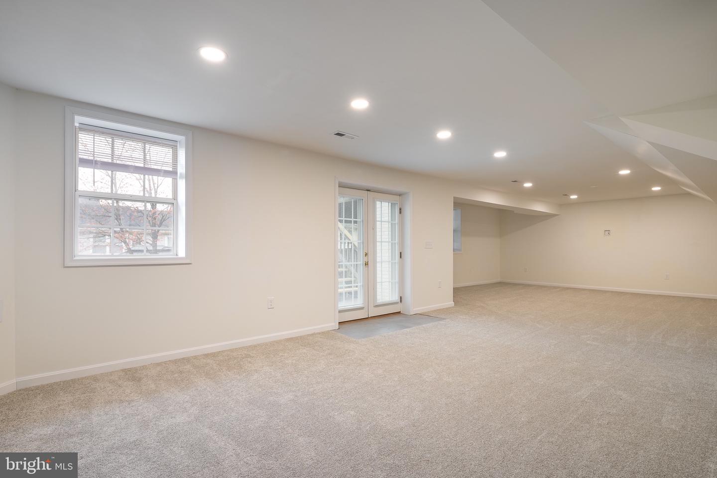 8190 PEGGYS CT, GAINESVILLE, Virginia 20155, 5 Bedrooms Bedrooms, 14 Rooms Rooms,3 BathroomsBathrooms,Residential,For sale,8190 PEGGYS CT,VAPW2104578 MLS # VAPW2104578 8190 PEGGYS CT, GAINESVILLE, Virginia 20155, 5 Bedrooms Bedrooms, 14 Rooms Rooms,3 BathroomsBathrooms,Residential,For sale,8190 PEGGYS CT,VAPW2104578 MLS # VAPW2104578