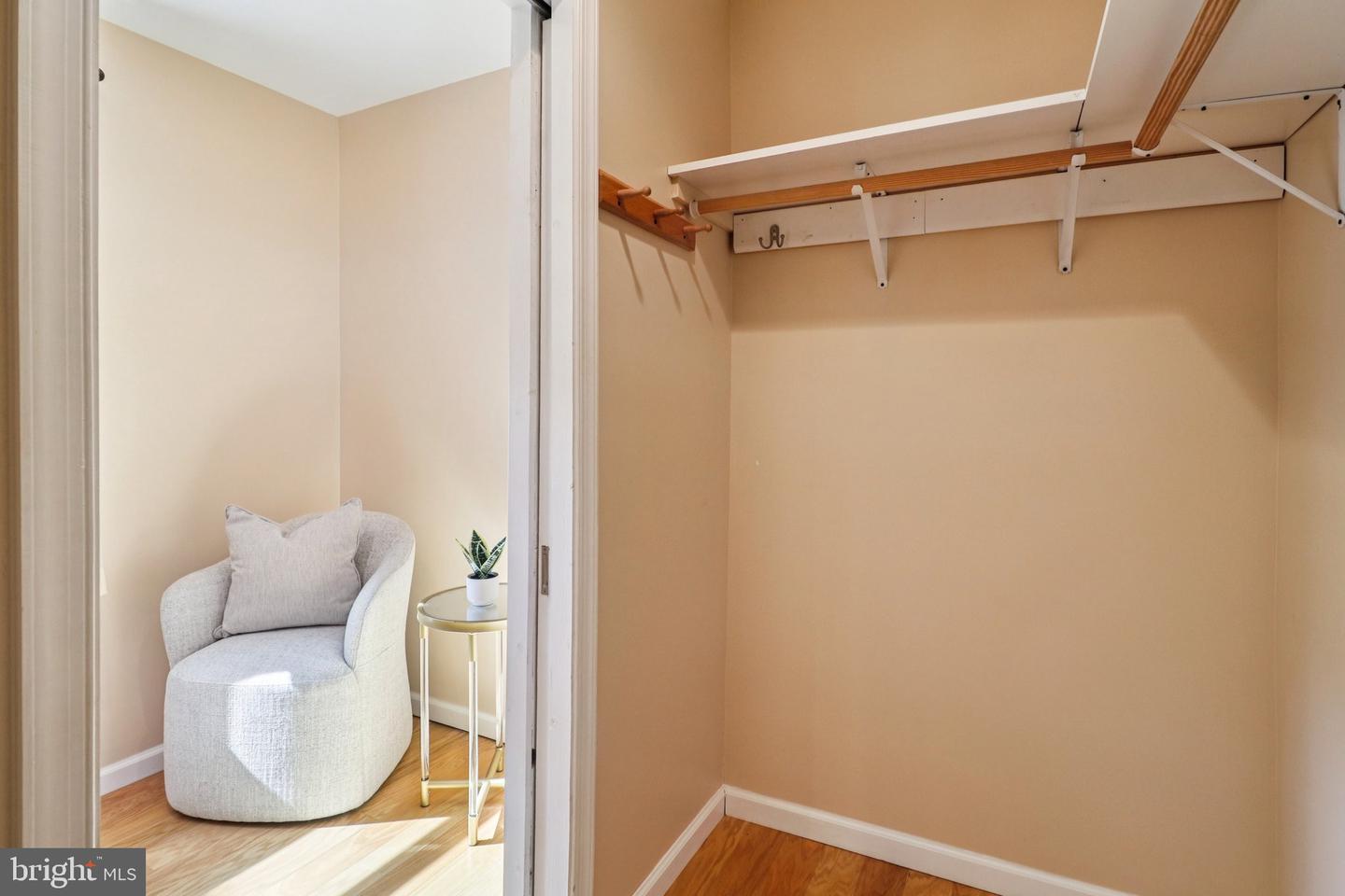 2638 BOWLING GREEN DR, VIENNA, Virginia 22180, 4 Bedrooms Bedrooms, ,2 BathroomsBathrooms,Residential,For sale,2638 BOWLING GREEN DR,VAFX2268866 MLS # VAFX2268866