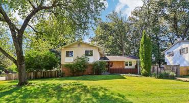 2638 BOWLING GREEN DR, VIENNA, Virginia 22180, 4 Bedrooms Bedrooms, ,2 BathroomsBathrooms,Residential,For sale,2638 BOWLING GREEN DR,VAFX2268866 MLS # VAFX2268866