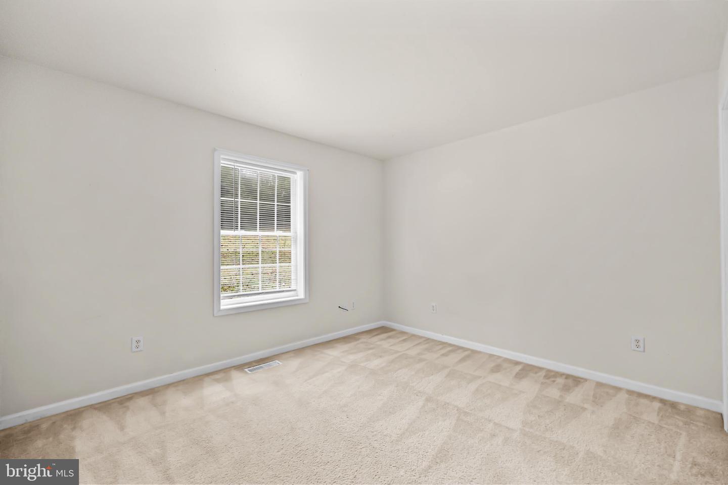 8008 WASHINGTON DR, KING GEORGE, Virginia 22485, 5 Bedrooms Bedrooms, ,3 BathroomsBathrooms,Residential,For sale,8008 WASHINGTON DR,VAKG2007050 MLS # VAKG2007050 8008 WASHINGTON DR, KING GEORGE, Virginia 22485, 5 Bedrooms Bedrooms, ,3 BathroomsBathrooms,Residential,For sale,8008 WASHINGTON DR,VAKG2007050 MLS # VAKG2007050