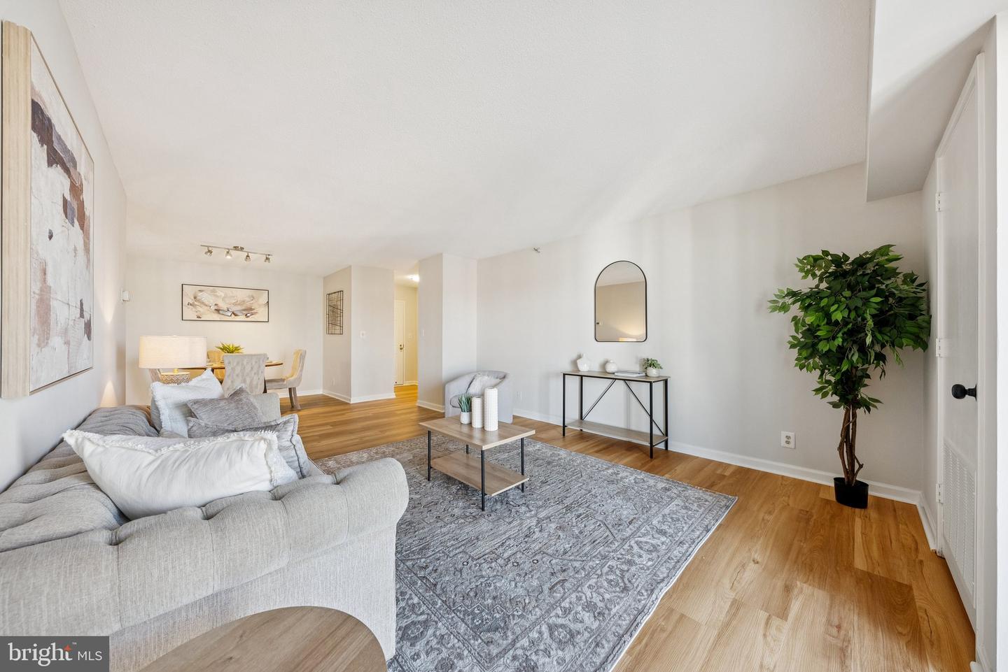 900 N STAFFORD ST #915, ARLINGTON, Virginia 22203, 2 Bedrooms Bedrooms, ,2 BathroomsBathrooms,Residential,For sale,900 N STAFFORD ST #915,VAAR2064150 MLS # VAAR2064150 900 N STAFFORD ST #915, ARLINGTON, Virginia 22203, 2 Bedrooms Bedrooms, ,2 BathroomsBathrooms,Residential,For sale,900 N STAFFORD ST #915,VAAR2064150 MLS # VAAR2064150