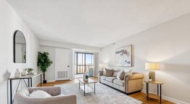 900 N STAFFORD ST #915, ARLINGTON, Virginia 22203, 2 Bedrooms Bedrooms, ,2 BathroomsBathrooms,Residential,For sale,900 N STAFFORD ST #915,VAAR2064150 MLS # VAAR2064150