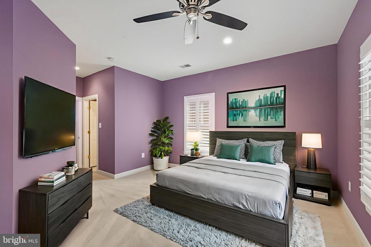 10087 DANIELS RUN WAY, FAIRFAX, Virginia 22030, 4 Bedrooms Bedrooms, ,3 BathroomsBathrooms,Residential,For sale,10087 DANIELS RUN WAY,VAFC2007094 MLS # VAFC2007094