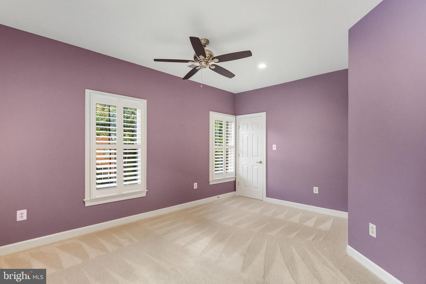 10087 DANIELS RUN WAY, FAIRFAX, Virginia 22030, 4 Bedrooms Bedrooms, ,3 BathroomsBathrooms,Residential,For sale,10087 DANIELS RUN WAY,VAFC2007094 MLS # VAFC2007094