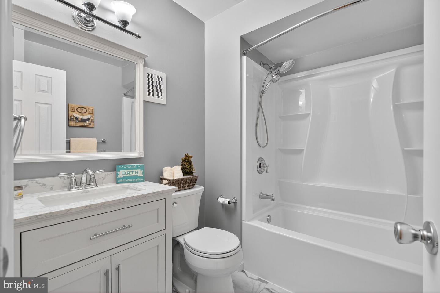 5944 QUEENSTON ST, SPRINGFIELD, Virginia 22152, 3 Bedrooms Bedrooms, ,3 BathroomsBathrooms,Residential,For sale,5944 QUEENSTON ST,VAFX2269524 MLS # VAFX2269524 5944 QUEENSTON ST, SPRINGFIELD, Virginia 22152, 3 Bedrooms Bedrooms, ,3 BathroomsBathrooms,Residential,For sale,5944 QUEENSTON ST,VAFX2269524 MLS # VAFX2269524