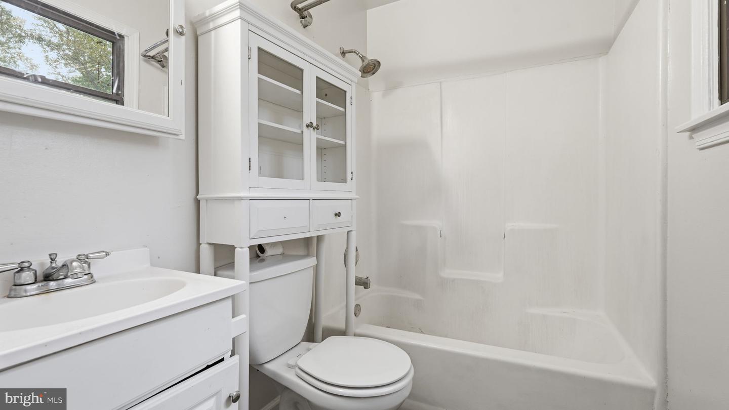 239 SANDY RIDGE RD, FREDERICKSBURG, Virginia 22405, 4 Bedrooms Bedrooms, ,2 BathroomsBathrooms,Residential,For sale,239 SANDY RIDGE RD,VAST2043082 MLS # VAST2043082 239 SANDY RIDGE RD, FREDERICKSBURG, Virginia 22405, 4 Bedrooms Bedrooms, ,2 BathroomsBathrooms,Residential,For sale,239 SANDY RIDGE RD,VAST2043082 MLS # VAST2043082