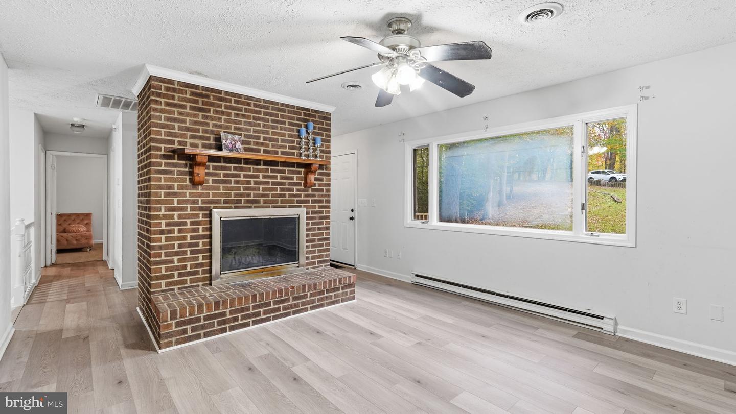 239 SANDY RIDGE RD, FREDERICKSBURG, Virginia 22405, 4 Bedrooms Bedrooms, ,2 BathroomsBathrooms,Residential,For sale,239 SANDY RIDGE RD,VAST2043082 MLS # VAST2043082 239 SANDY RIDGE RD, FREDERICKSBURG, Virginia 22405, 4 Bedrooms Bedrooms, ,2 BathroomsBathrooms,Residential,For sale,239 SANDY RIDGE RD,VAST2043082 MLS # VAST2043082