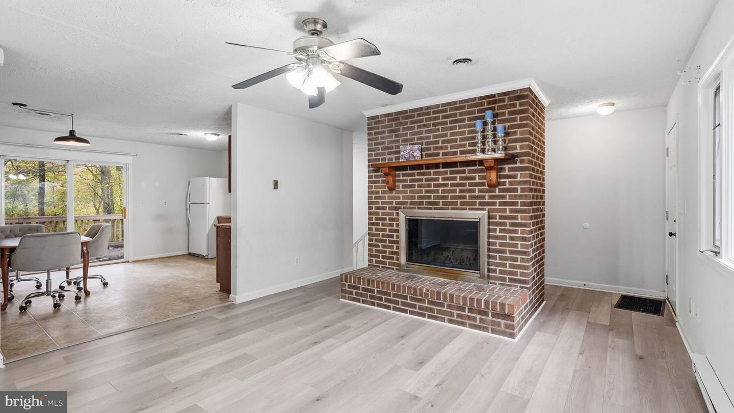 239 SANDY RIDGE RD, FREDERICKSBURG, Virginia 22405, 4 Bedrooms Bedrooms, ,2 BathroomsBathrooms,Residential,For sale,239 SANDY RIDGE RD,VAST2043082 MLS # VAST2043082 239 SANDY RIDGE RD, FREDERICKSBURG, Virginia 22405, 4 Bedrooms Bedrooms, ,2 BathroomsBathrooms,Residential,For sale,239 SANDY RIDGE RD,VAST2043082 MLS # VAST2043082