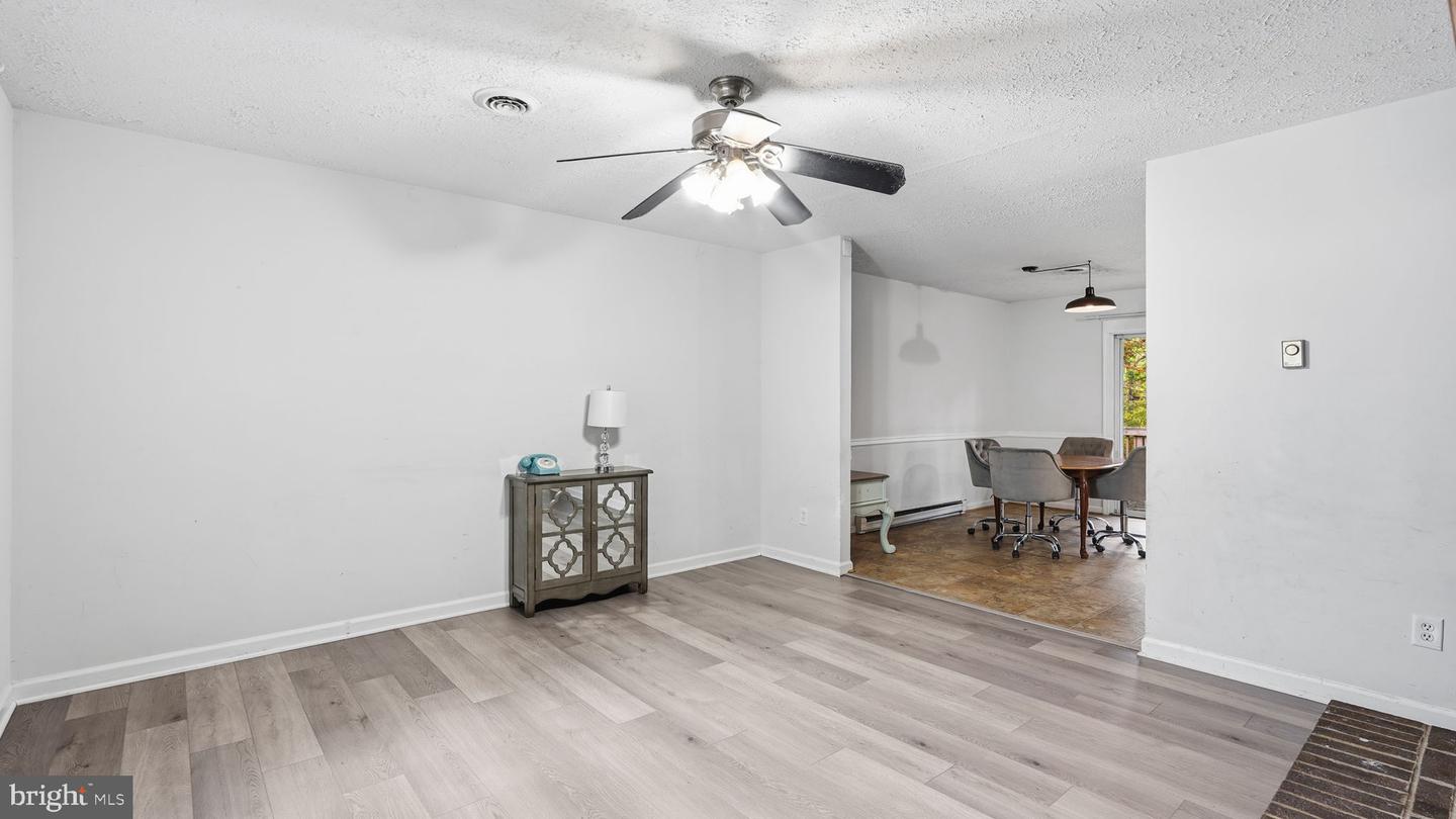 239 SANDY RIDGE RD, FREDERICKSBURG, Virginia 22405, 4 Bedrooms Bedrooms, ,2 BathroomsBathrooms,Residential,For sale,239 SANDY RIDGE RD,VAST2043082 MLS # VAST2043082 239 SANDY RIDGE RD, FREDERICKSBURG, Virginia 22405, 4 Bedrooms Bedrooms, ,2 BathroomsBathrooms,Residential,For sale,239 SANDY RIDGE RD,VAST2043082 MLS # VAST2043082