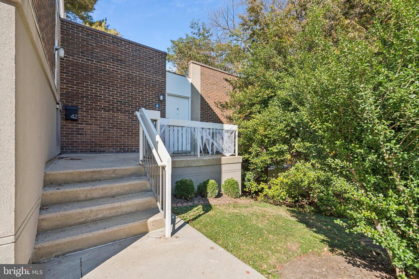 11540 HICKORY CLUSTER, RESTON, Virginia 20190, 2 Bedrooms Bedrooms, ,1 BathroomBathrooms,Residential,For sale,11540 HICKORY CLUSTER,VAFX2270394 MLS # VAFX2270394 11540 HICKORY CLUSTER, RESTON, Virginia 20190, 2 Bedrooms Bedrooms, ,1 BathroomBathrooms,Residential,For sale,11540 HICKORY CLUSTER,VAFX2270394 MLS # VAFX2270394