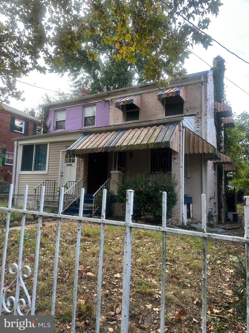 2933 M ST SE, WASHINGTON, District Of Columbia 20019, 2 Bedrooms Bedrooms, ,1 BathroomBathrooms,Residential,For sale,2933 M ST SE,DCDC2225350 MLS # DCDC2225350 2933 M ST SE, WASHINGTON, District Of Columbia 20019, 2 Bedrooms Bedrooms, ,1 BathroomBathrooms,Residential,For sale,2933 M ST SE,DCDC2225350 MLS # DCDC2225350