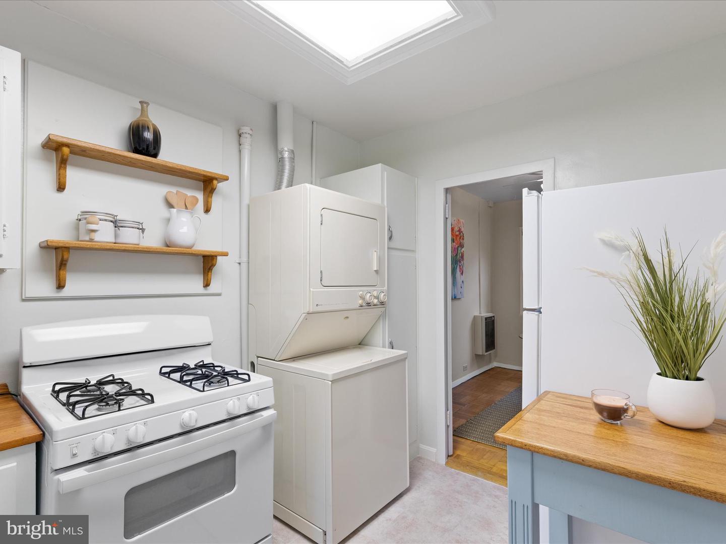 3513 MARTHA CUSTIS DR, ALEXANDRIA, Virginia 22302, 1 Bedroom Bedrooms, ,1 BathroomBathrooms,Residential,For sale,3513 MARTHA CUSTIS DR,VAAX2050518 MLS # VAAX2050518 3513 MARTHA CUSTIS DR, ALEXANDRIA, Virginia 22302, 1 Bedroom Bedrooms, ,1 BathroomBathrooms,Residential,For sale,3513 MARTHA CUSTIS DR,VAAX2050518 MLS # VAAX2050518