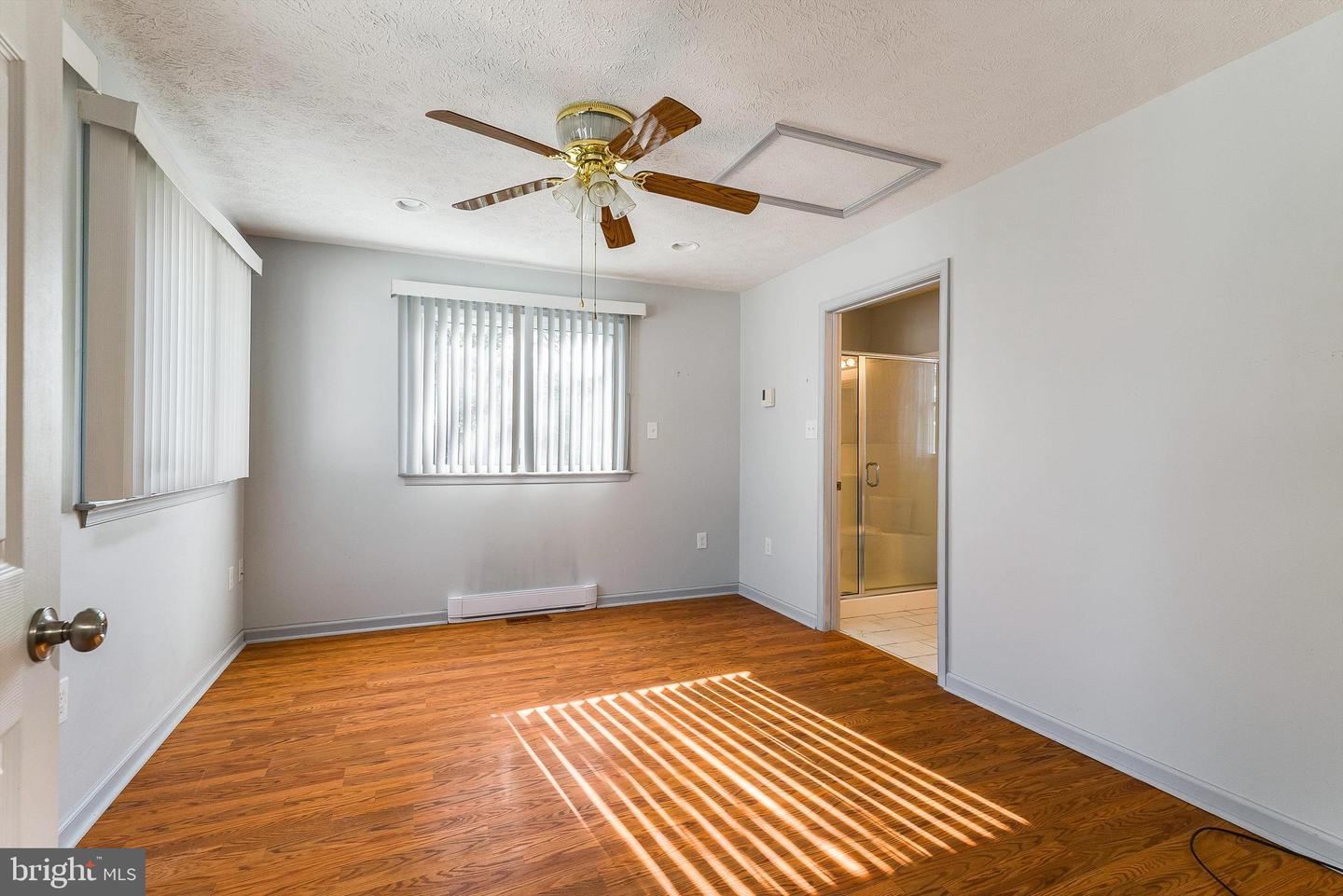 25 RINKER GATE, FORT VALLEY, Virginia 22652, 4 Bedrooms Bedrooms, ,2 BathroomsBathrooms,Residential,For sale,25 RINKER GATE,VASH2012728 MLS # VASH2012728