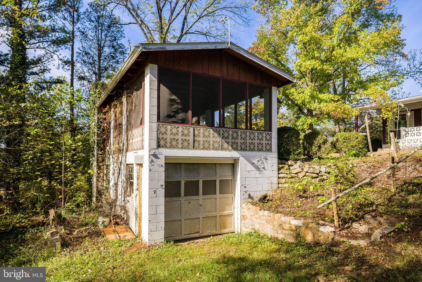 25 RINKER GATE, FORT VALLEY, Virginia 22652, 4 Bedrooms Bedrooms, ,2 BathroomsBathrooms,Residential,For sale,25 RINKER GATE,VASH2012728 MLS # VASH2012728