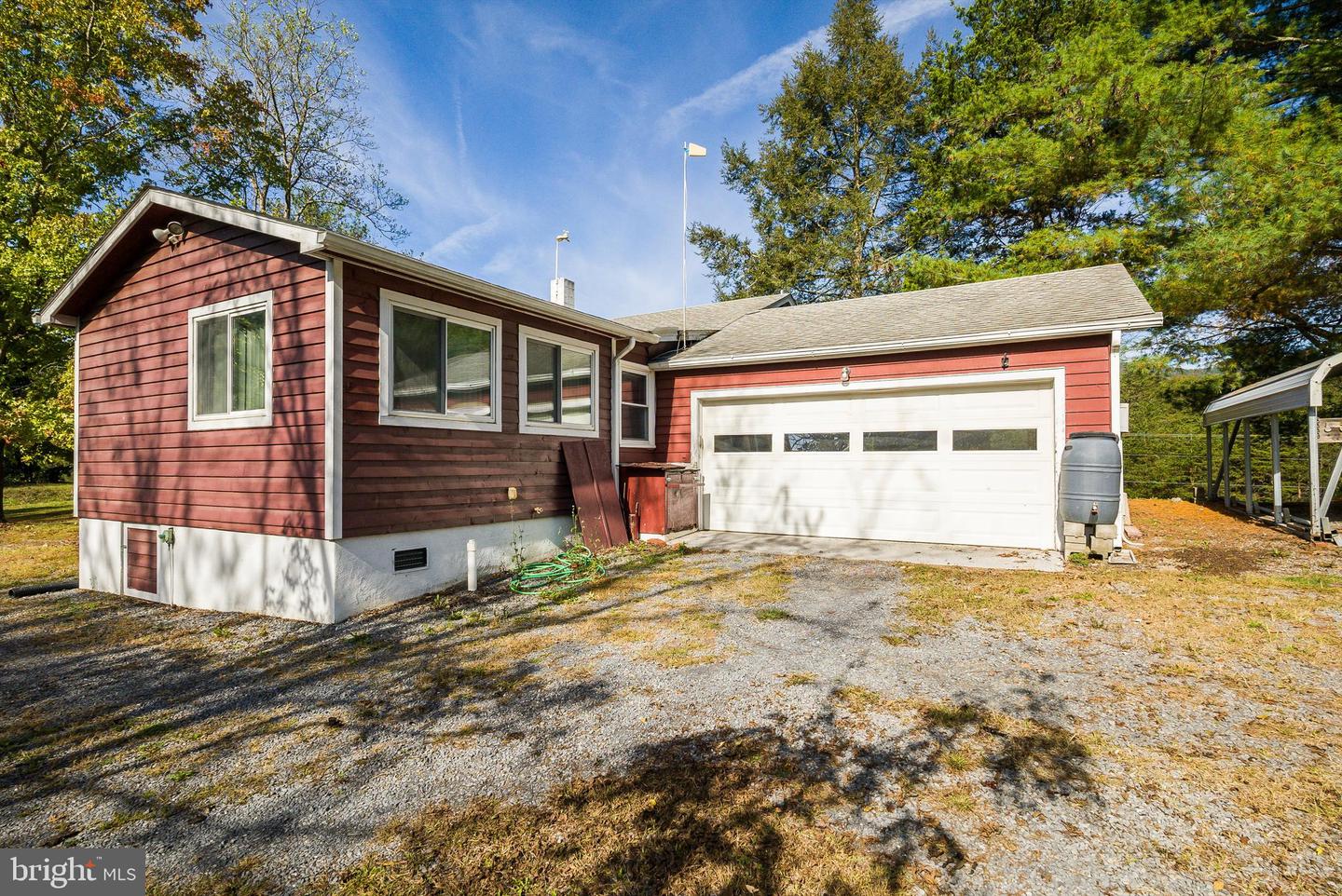 25 RINKER GATE, FORT VALLEY, Virginia 22652, 4 Bedrooms Bedrooms, ,2 BathroomsBathrooms,Residential,For sale,25 RINKER GATE,VASH2012728 MLS # VASH2012728