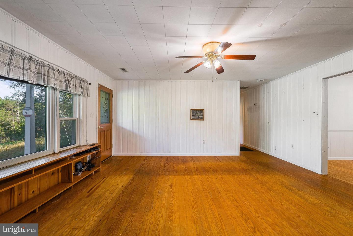 25 RINKER GATE, FORT VALLEY, Virginia 22652, 4 Bedrooms Bedrooms, ,2 BathroomsBathrooms,Residential,For sale,25 RINKER GATE,VASH2012728 MLS # VASH2012728