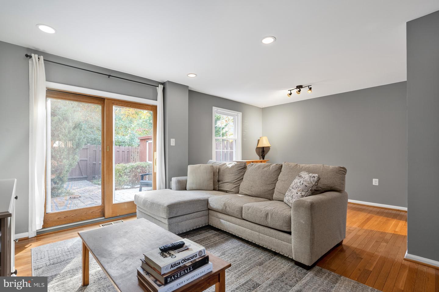 9909 LAKEPOINTE DR, BURKE, Virginia 22015, 3 Bedrooms Bedrooms, ,2 BathroomsBathrooms,Residential,For sale,9909 LAKEPOINTE DR,VAFX2273178 MLS # VAFX2273178 9909 LAKEPOINTE DR, BURKE, Virginia 22015, 3 Bedrooms Bedrooms, ,2 BathroomsBathrooms,Residential,For sale,9909 LAKEPOINTE DR,VAFX2273178 MLS # VAFX2273178