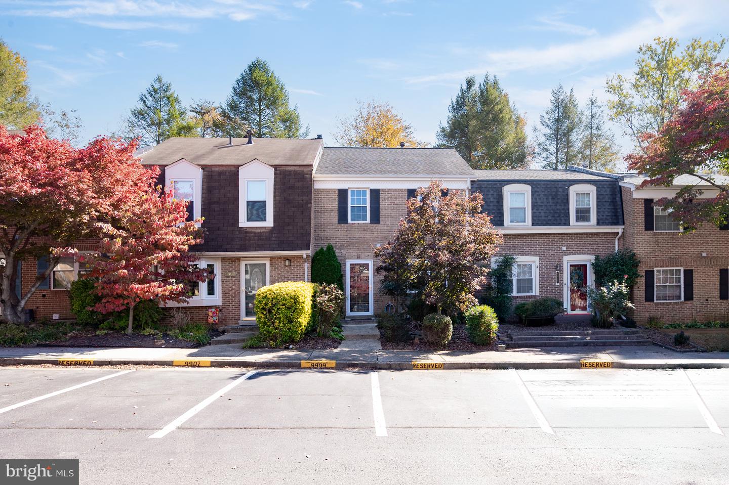 9909 LAKEPOINTE DR, BURKE, Virginia 22015, 3 Bedrooms Bedrooms, ,2 BathroomsBathrooms,Residential,For sale,9909 LAKEPOINTE DR,VAFX2273178 MLS # VAFX2273178 9909 LAKEPOINTE DR, BURKE, Virginia 22015, 3 Bedrooms Bedrooms, ,2 BathroomsBathrooms,Residential,For sale,9909 LAKEPOINTE DR,VAFX2273178 MLS # VAFX2273178