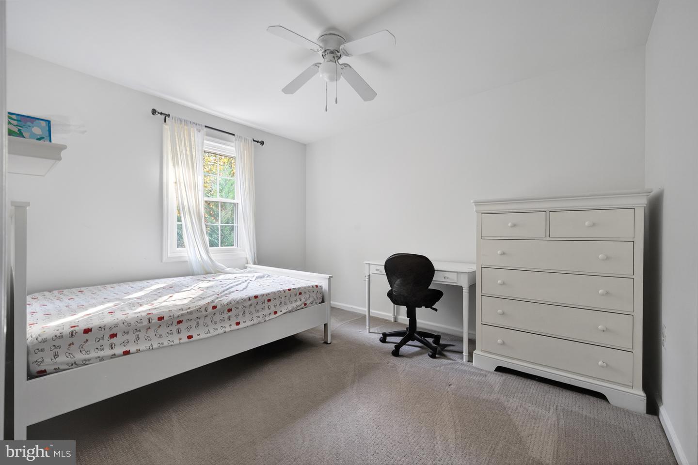 9909 LAKEPOINTE DR, BURKE, Virginia 22015, 3 Bedrooms Bedrooms, ,2 BathroomsBathrooms,Residential,For sale,9909 LAKEPOINTE DR,VAFX2273178 MLS # VAFX2273178 9909 LAKEPOINTE DR, BURKE, Virginia 22015, 3 Bedrooms Bedrooms, ,2 BathroomsBathrooms,Residential,For sale,9909 LAKEPOINTE DR,VAFX2273178 MLS # VAFX2273178